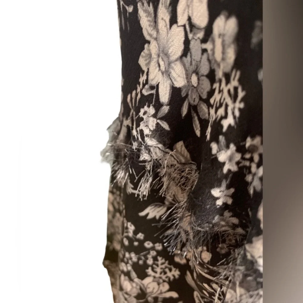 Laura Plus Floral Crochet Front Dress - Picture 6 of 8